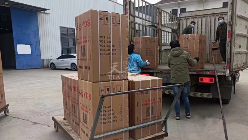 甘肃兰州100个天驰液氮罐发货2