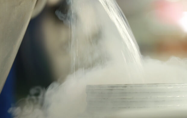 液氮储存罐加液氮要加满吗?